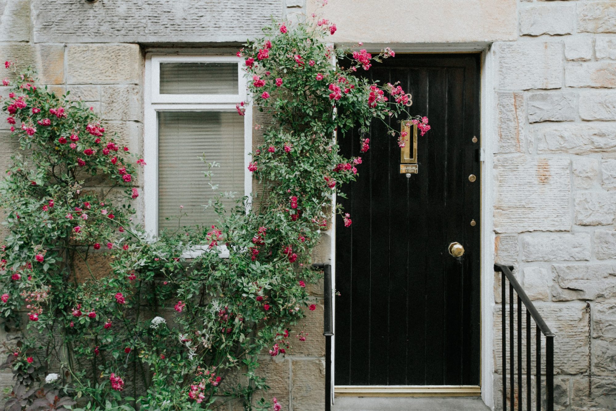 holiday-let-cleaning-checklist-spm-window-cleaning